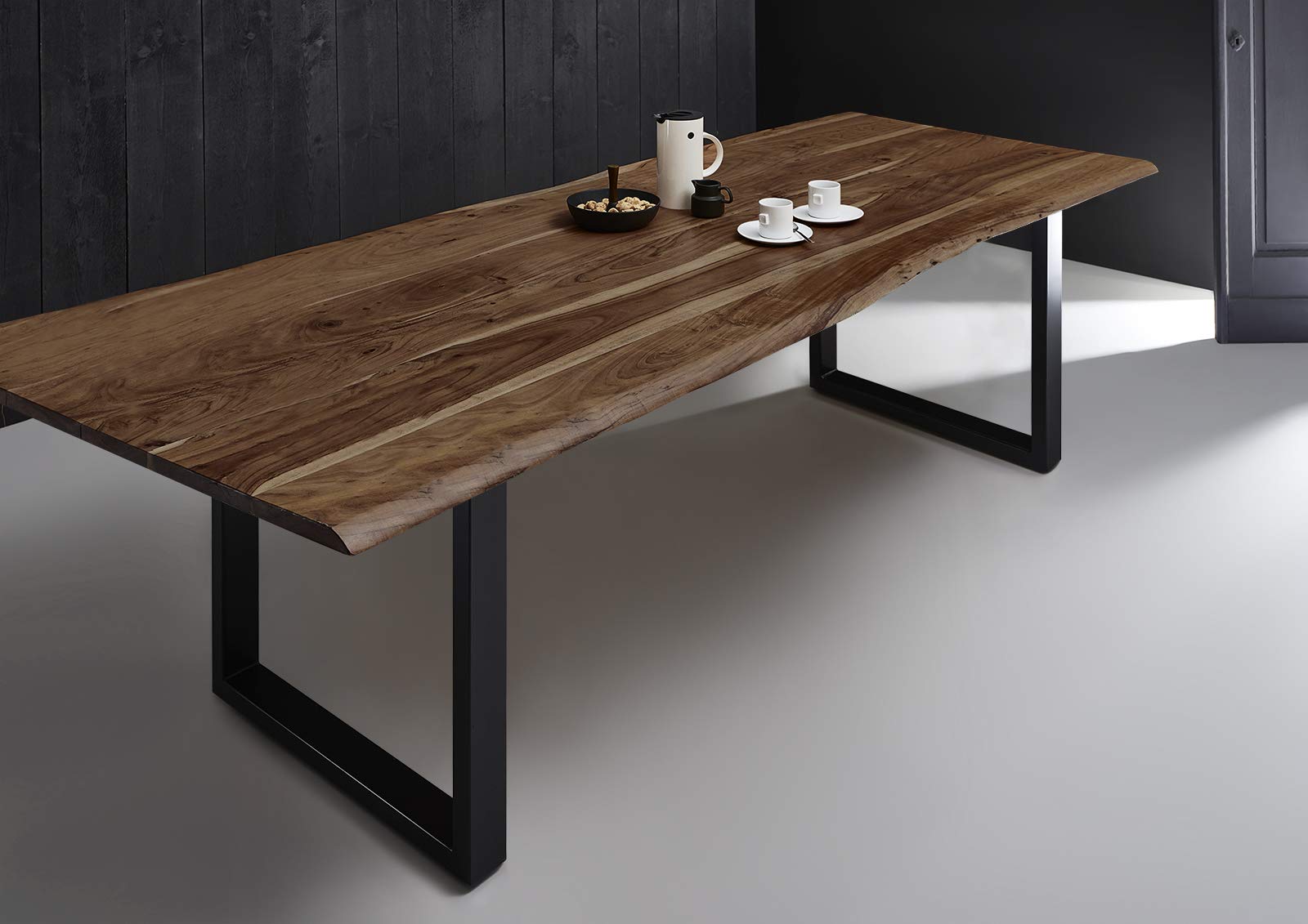 SAM Baumkantentisch 220x100 cm Quarto, Akazienholz massiv + nussbaumfarben, Esstisch mit schwarzem U-Gestell, Esszimmertisch/Holztisch Industrial-Design, Tischplatte 26 mm