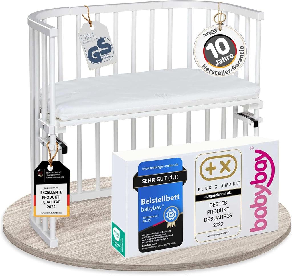 babybay Original Beistellbett aus massivem Buchenholz / kompakt & verwandelbar / Kinderbett Höhe stufenlos verstellbar & umweltfreundlich / mitwachsendes Babybett (weiß lackiert) / inkl. Matratze