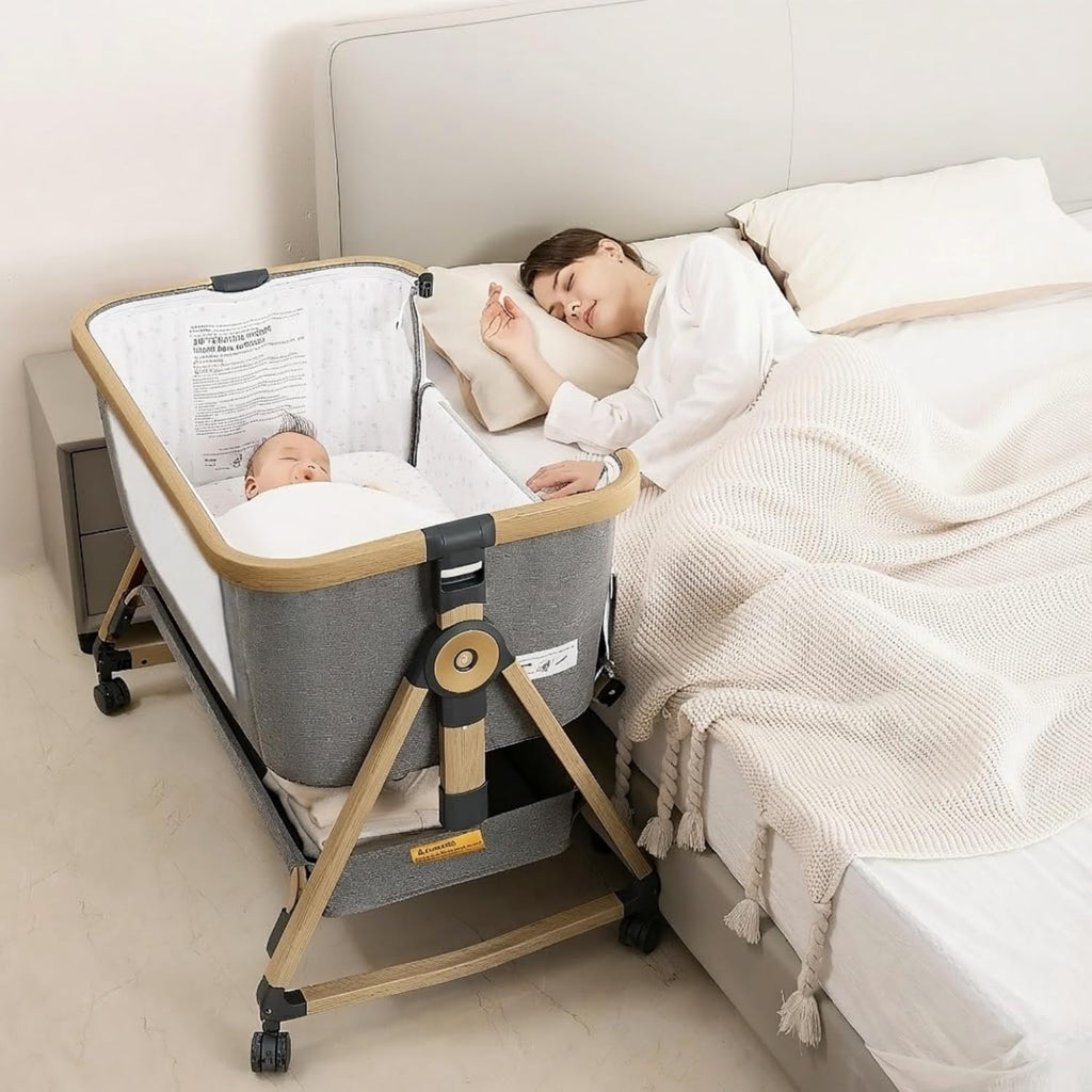 Maydolly 3-in-1 Baby Beistellbett – Vielseitiges Beistellbett, Reisebett & Stubenwagen inklusive Matratze & Moskitonetz – Höhenverstellbar mit Rollen, klappbar und mit Tragetasche – Grau