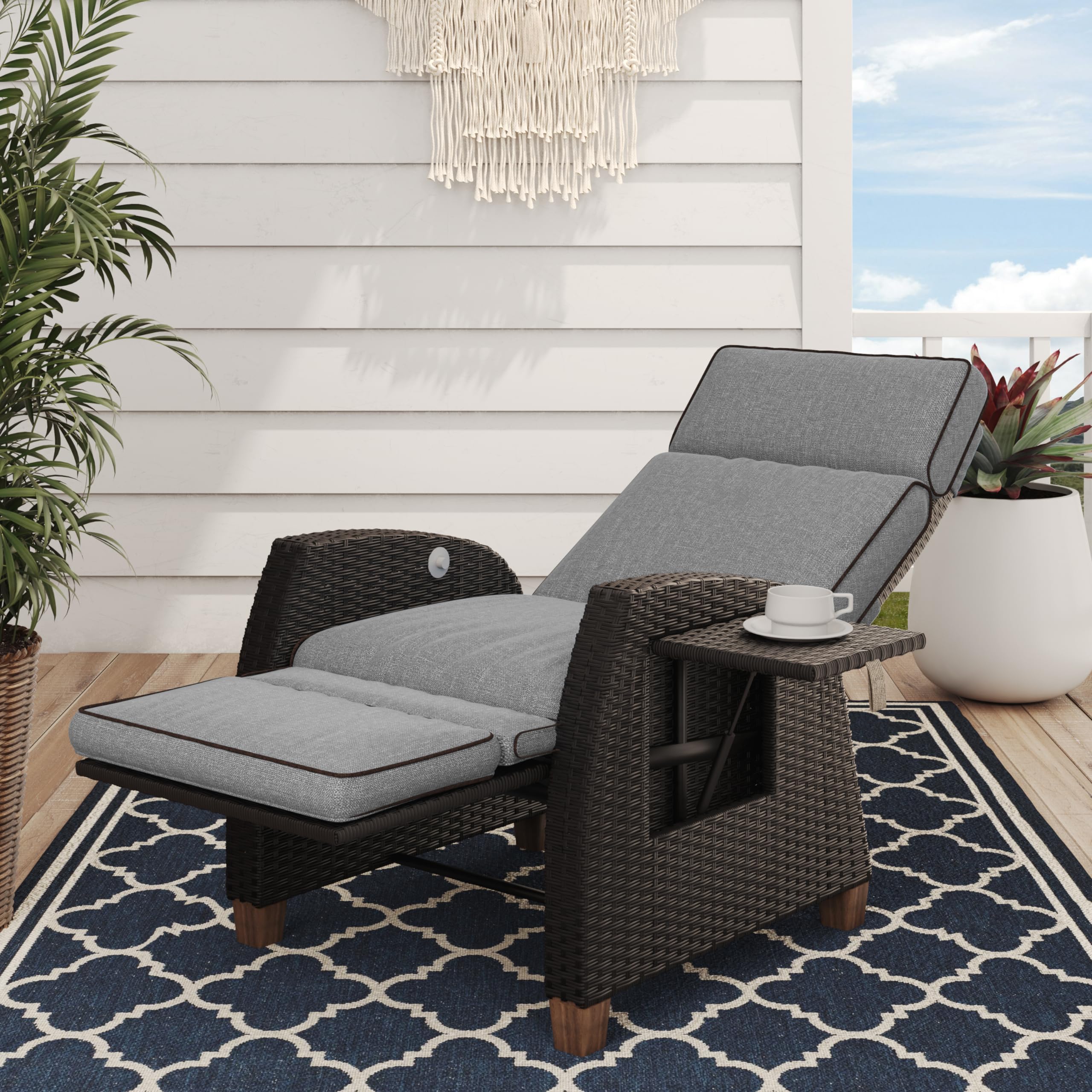 Grand patio Relaxliege Liegesessel mit Sitzkissen Armlehnensessel Verstellbare Rückenlehne Rattan Sonnenliege für Innen, Außeneinsatz, Dunkelgrau -Dunkel Grau Sitzkissen & Braun Rattan